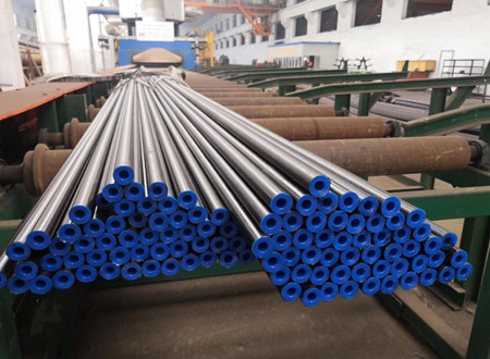 ASTM A213 ASME SA213 T5 Seamless Alloy-Steel Tubes